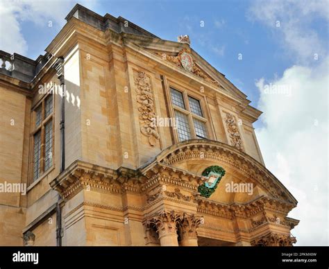 oxford famous museum codycross|World's oldest public museum, at Oxford University .